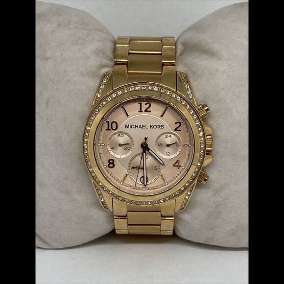 Michael Kors MK5263 Women's Rose Gold Stainless Steel Analog Dial Watch MP765 - Picture 3 of 12